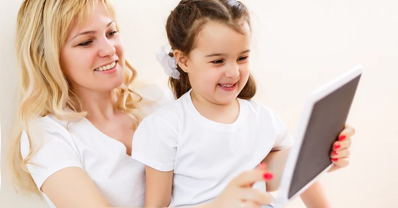 Recommended screen time by age: what to aim for